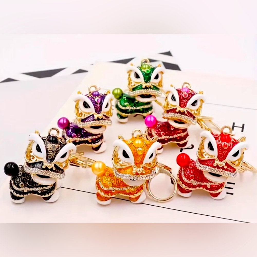 🐲 New! Lucky Chinese Dancing Lion Keychain and Enamel Charm